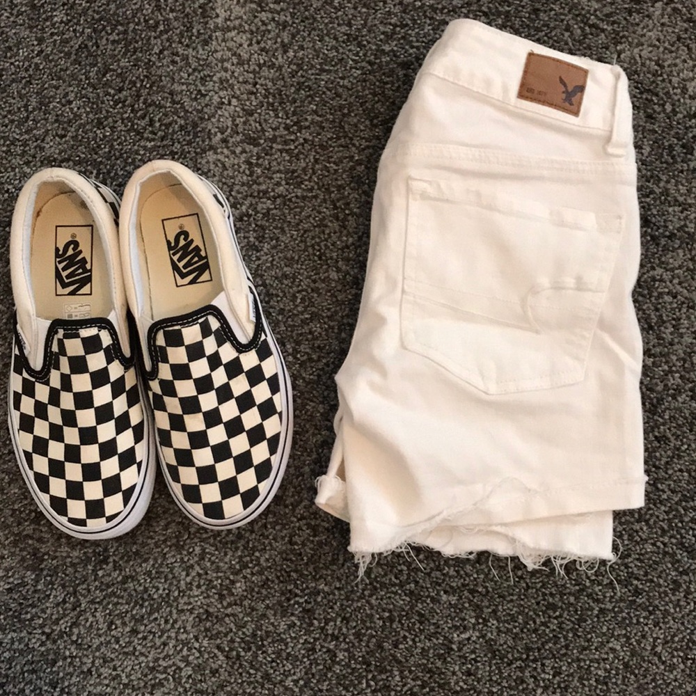 White American eagle midi shorts